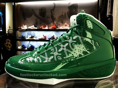 揭秘籃球傳奇雷阿倫的裝備升級之路，最新戰(zhàn)靴亮相！