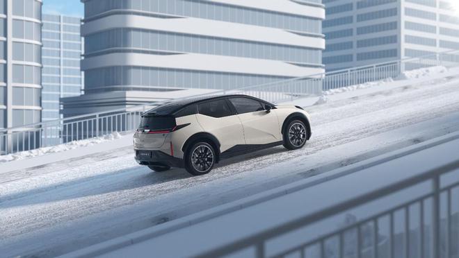 ??重磅來襲！2024最新款小車，時(shí)尚與科技的完美結(jié)合?