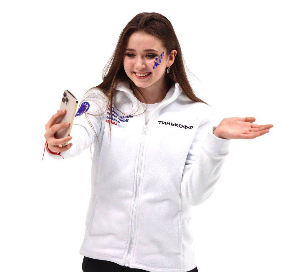 K最新主播帶你領(lǐng)略科技魅力，全新高科技產(chǎn)品震撼亮相！