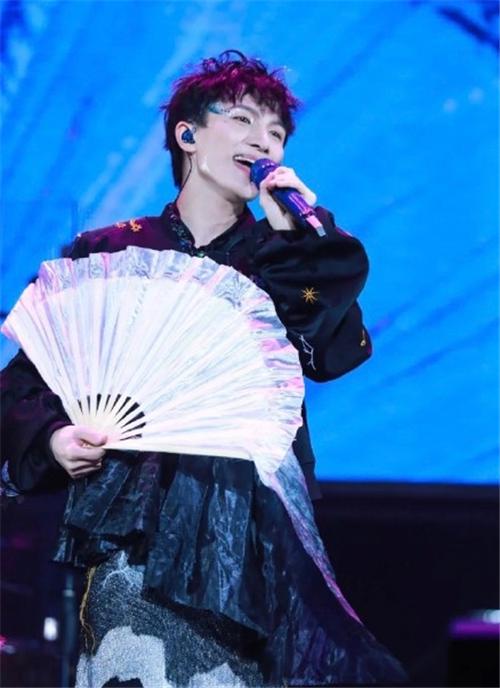 火花最新歌曲，自然美景之旅，探尋內(nèi)心的平和寧靜