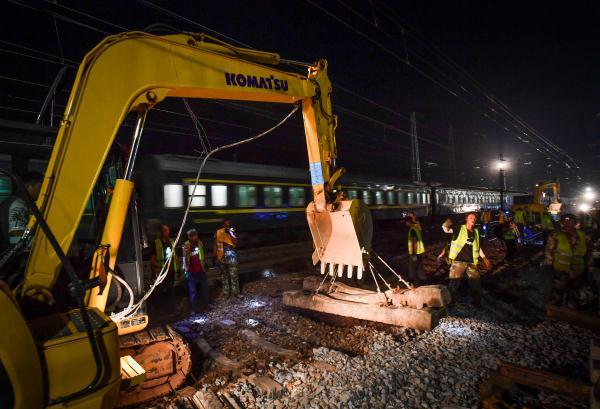 深廣鐵路股票行情，一路前行，開啟夢想之旅