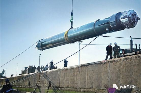 美國(guó)最新魚(yú)雷技術(shù)革新，軍事力量的體現(xiàn)與展示