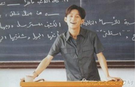 ??明星教師風(fēng)采展示，專業(yè)教育者的卓越之路??