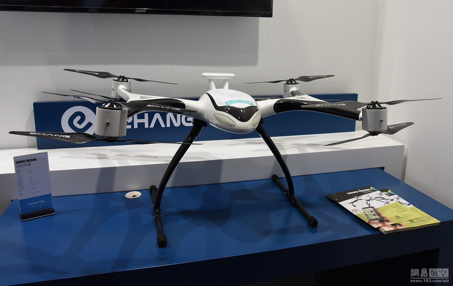 無人機(jī)表演價格揭秘，背景、發(fā)展及其在特定時代的地位影響