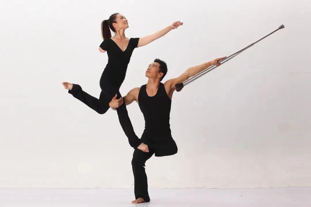 浪漫星舞團(tuán)最新版下載，躍動音符，青春舞動之夢