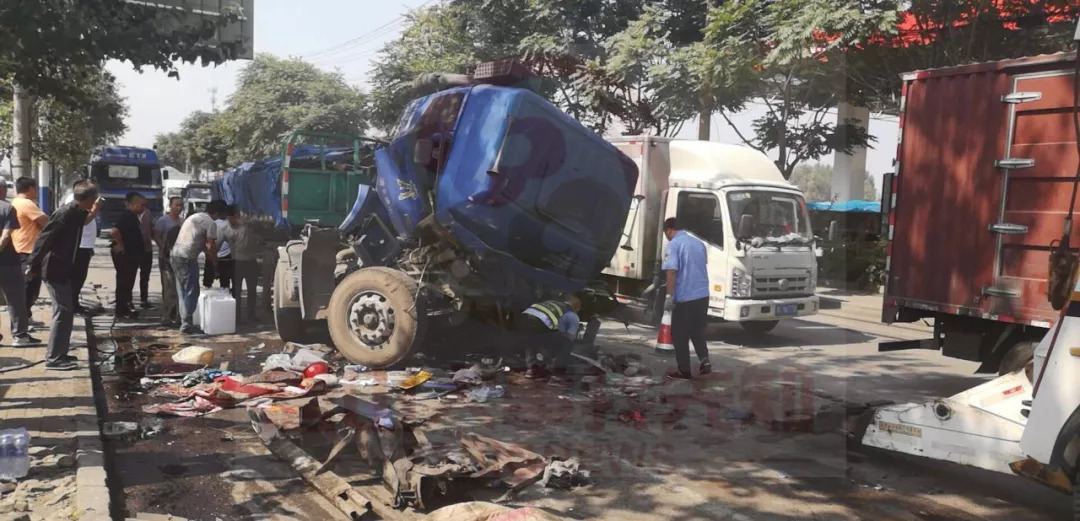 唐山車禍最新進(jìn)展，今日事故更新????悲痛消息持續(xù)更新中