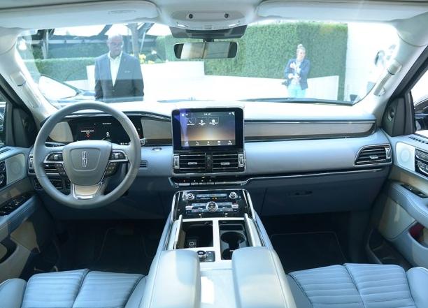 現(xiàn)代木紋門款式推薦，選購、安裝指南與流行趨勢解析