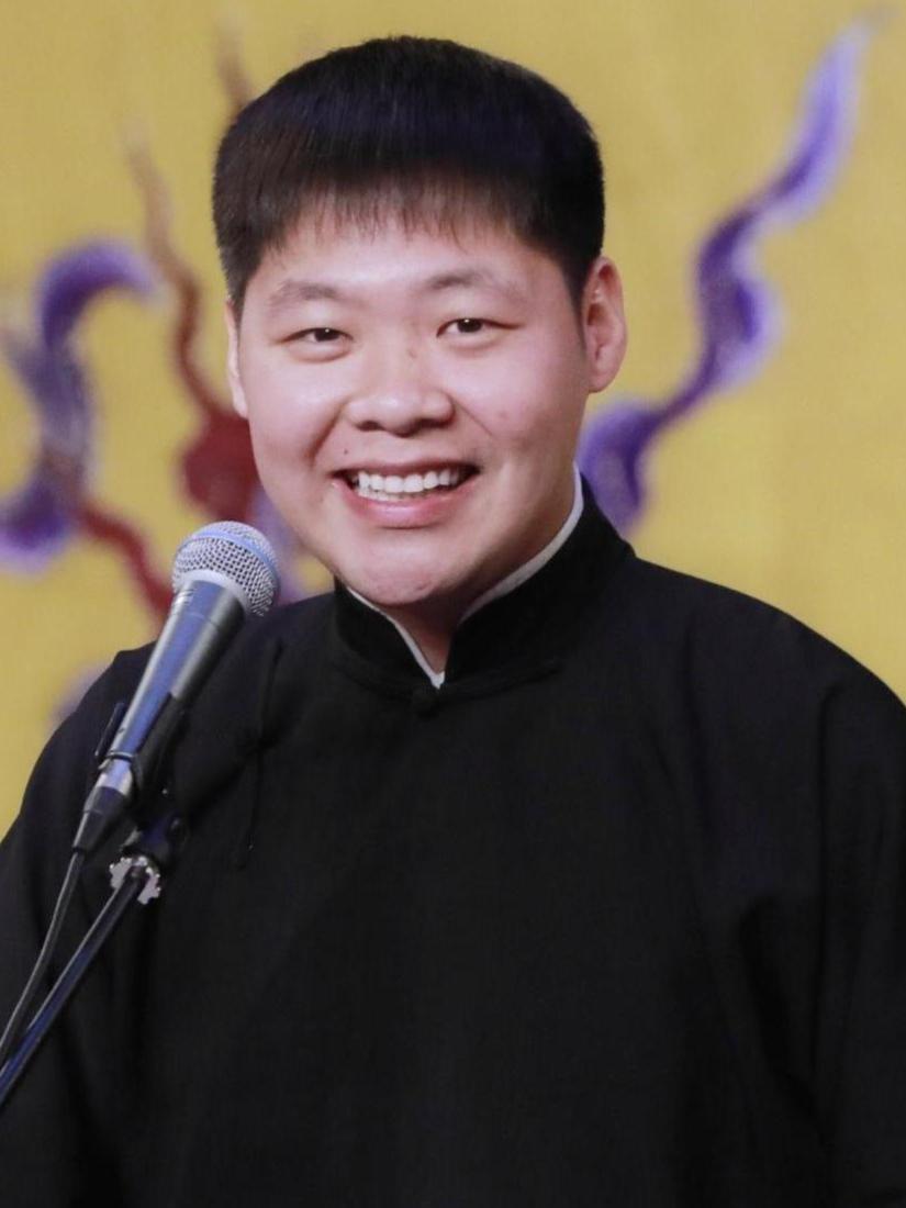 相聲演員鶴，傳承與創(chuàng)新的藝術(shù)人生之旅