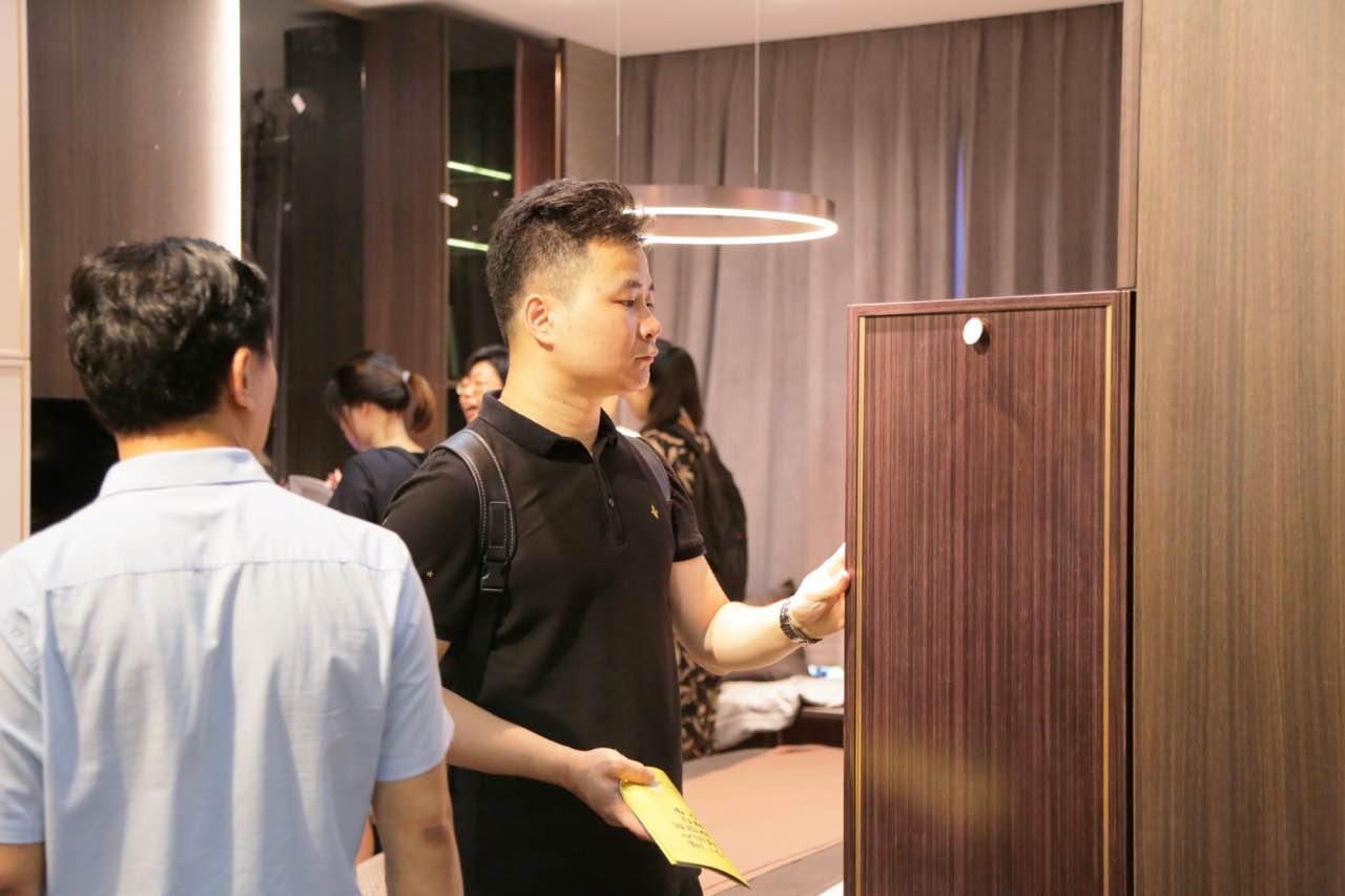 探尋小巷中的獨特家居秘境，解析我樂家居為何暫不上市的原因