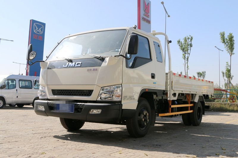 江鈴輕卡一排半最新款，友情滿載的溫馨日常之旅