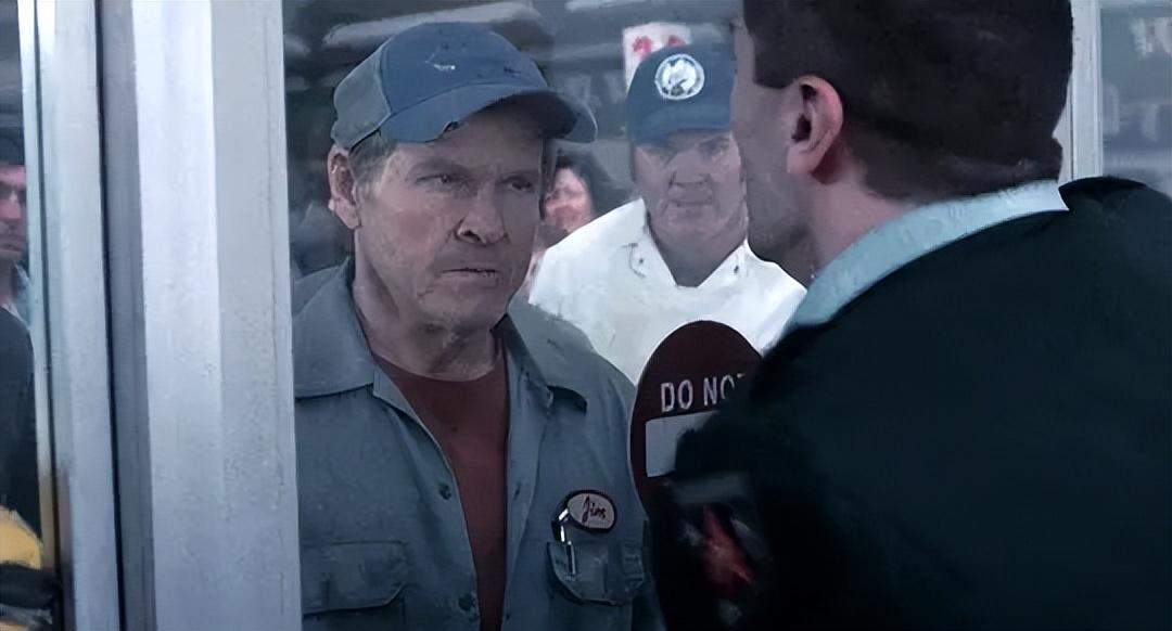 迷霧世界最新探索，自信閃耀，揭開(kāi)未知面紗