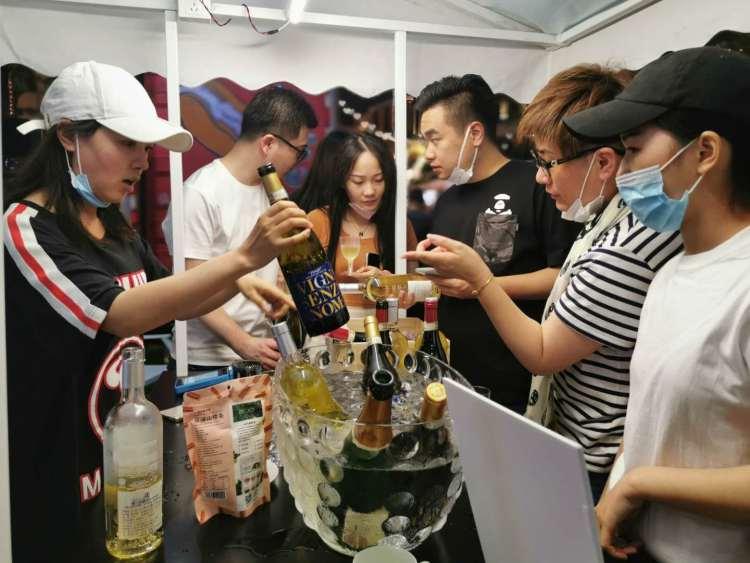 捕魚達人2最新版，小巷神秘寶藏探索與特色小店奇妙之旅