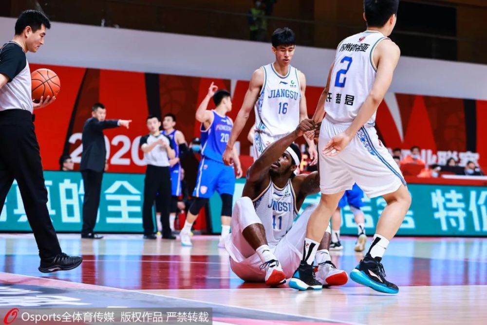 肯帝亞男籃最新動(dòng)態(tài)，多維度觀(guān)點(diǎn)分析揭秘球隊(duì)現(xiàn)狀