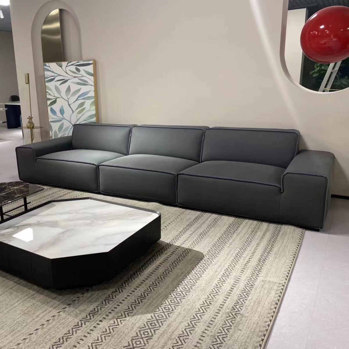 最新款沙發(fā)圖片，展現(xiàn)變化中的學(xué)習(xí)，自信與成就感的源泉