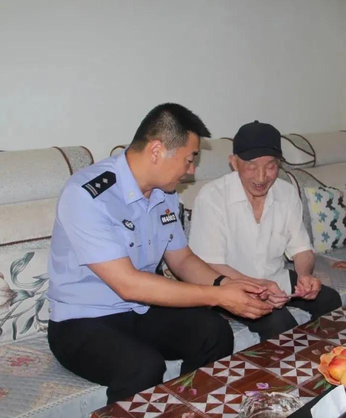 LED光源 第112頁(yè)