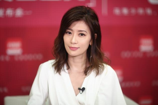 賈靜雯微博最新動(dòng)態(tài)，關(guān)注與互動(dòng)的步驟指南