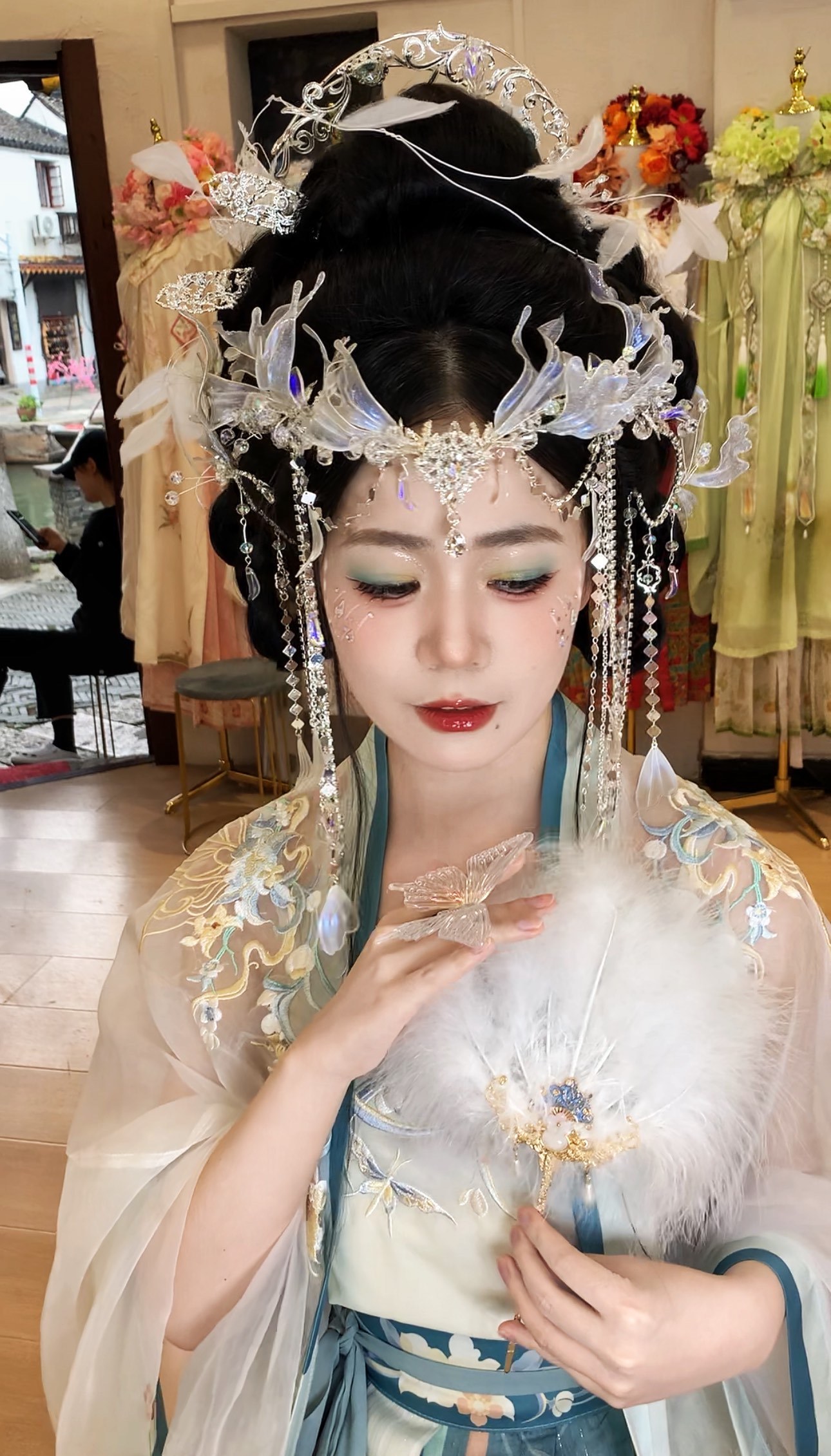 最新古裝造型，回溯背景、影響與地位，引領時尚風潮