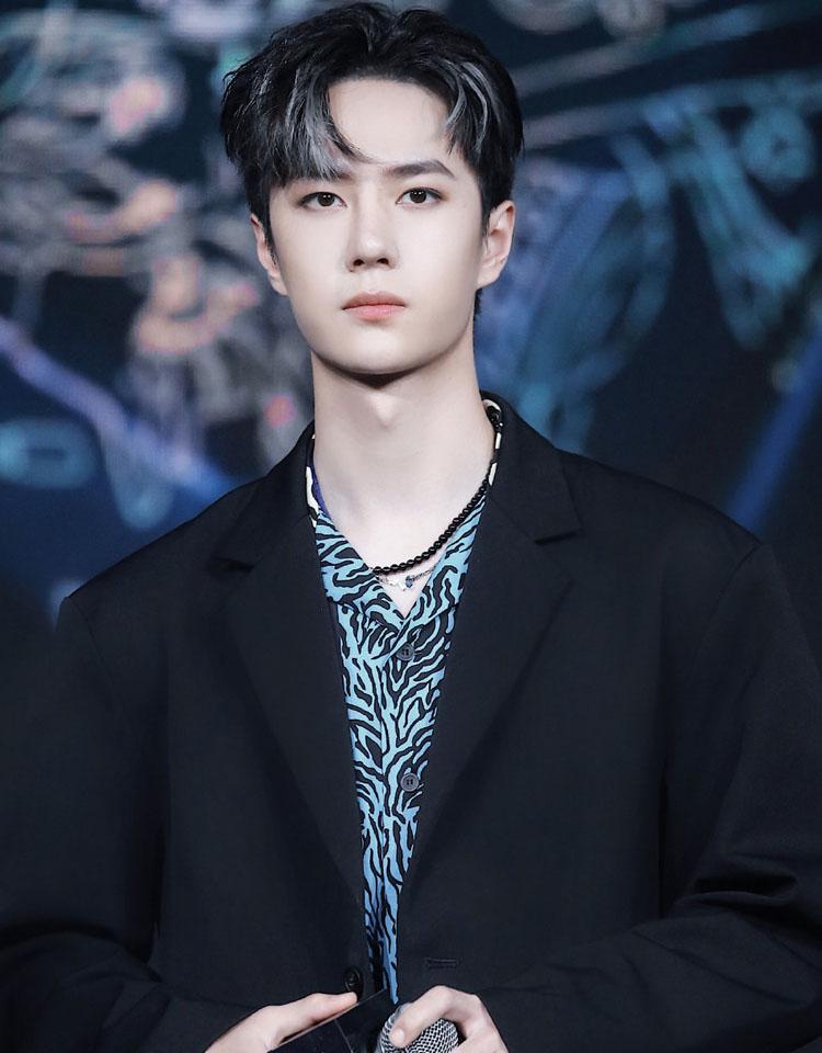 最新挑染發(fā)色觀點(diǎn)論述，時(shí)尚潮流的發(fā)色新選擇