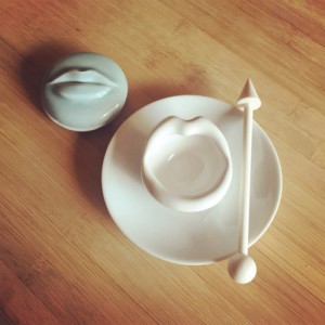 革新傳統(tǒng)陶瓷材料，引領(lǐng)未來(lái)發(fā)展趨勢(shì)