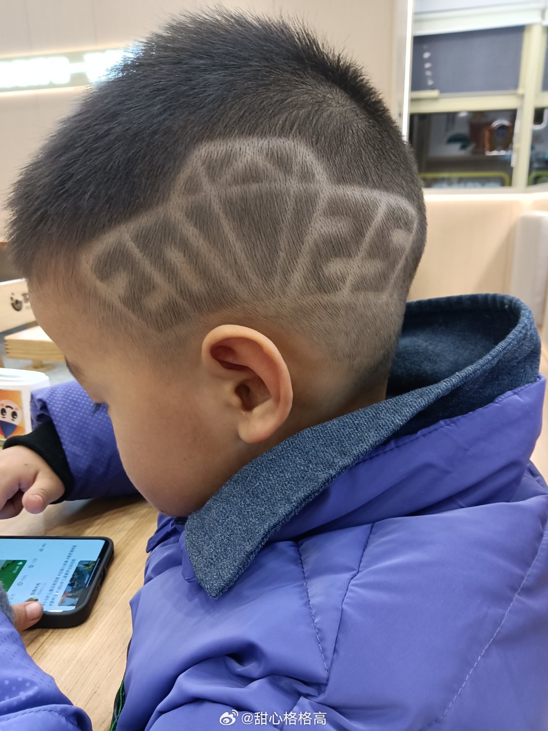 小杰的潮流之旅，最新兒童發(fā)型男的友情故事與發(fā)型風(fēng)采