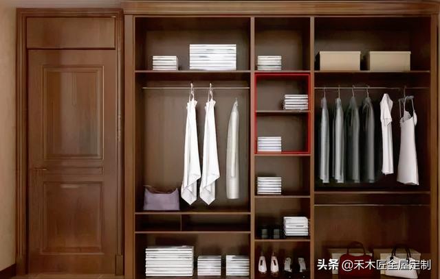 最新衣柜格局揭秘，探索秘密，感受溫馨故事