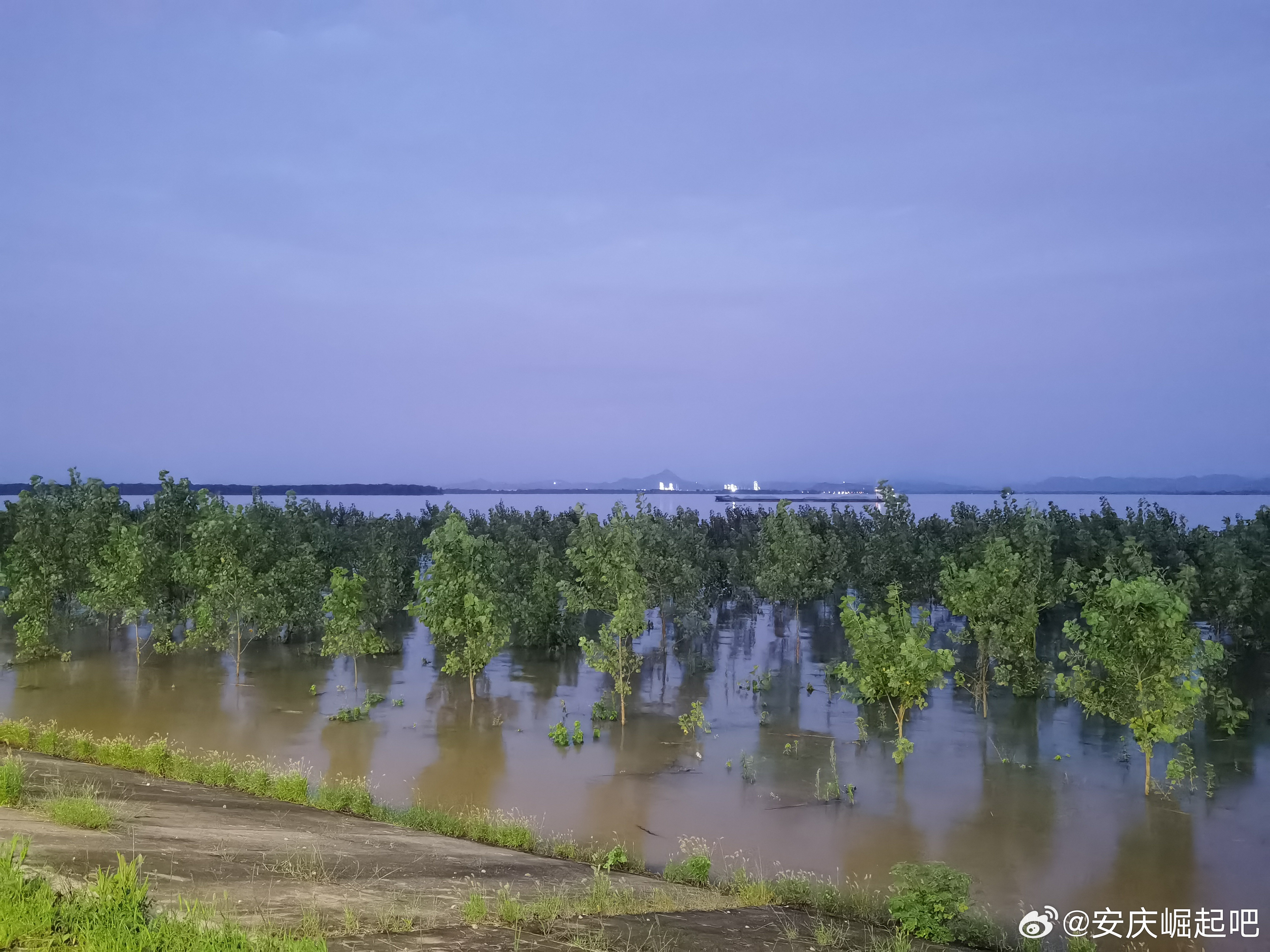 安慶洪水2025最新進(jìn)展，城市變遷中的精神力量展現(xiàn)