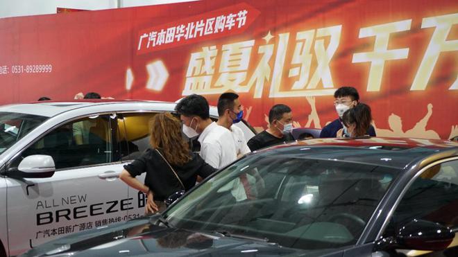 濟(jì)南最新車(chē)展，汽車(chē)行業(yè)盛宴全景呈現(xiàn)