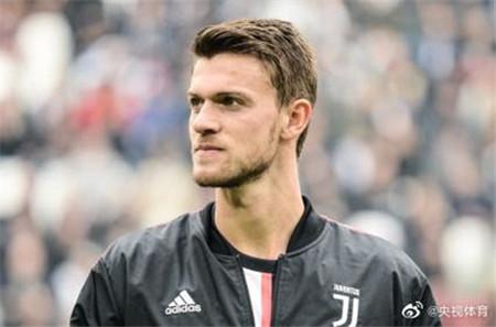 肺炎最新國際動態(tài)，變化中的學(xué)習(xí)之旅，成就感的源泉