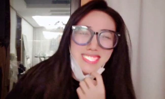 小董最新潮流風(fēng)采揭秘，引領(lǐng)潮流魅力無(wú)限！