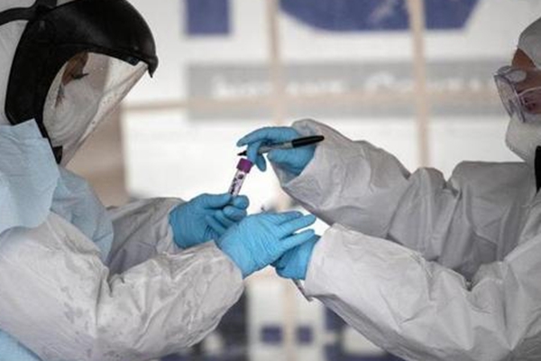 外國疫情最新進(jìn)展，科技新品引領(lǐng)防護(hù)生活，體驗(yàn)前沿科技的力量