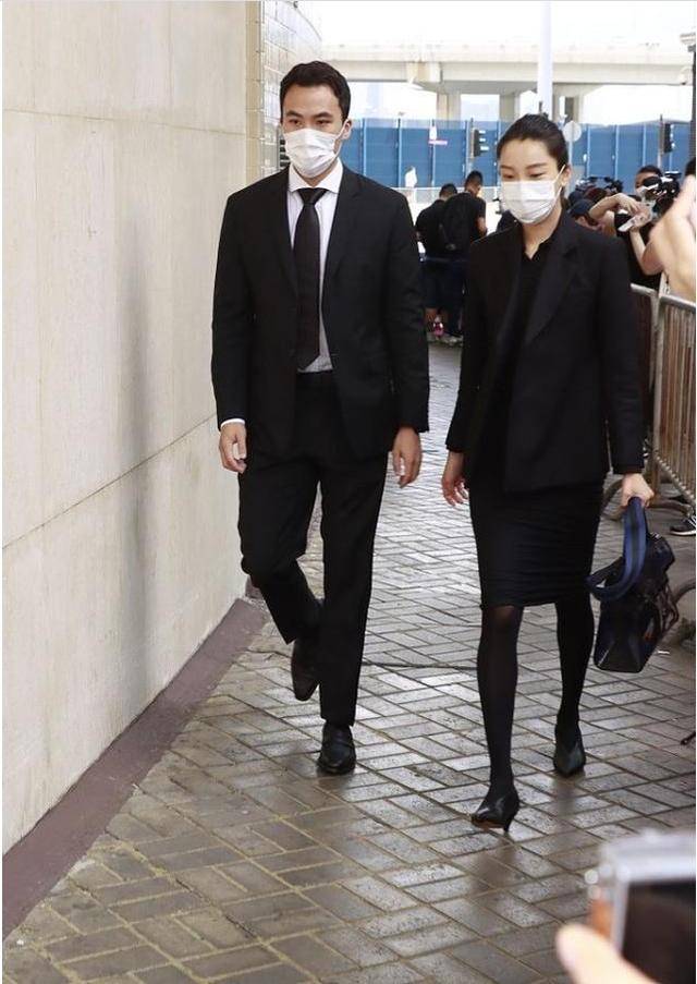 齊嬌最新時(shí)尚風(fēng)采，潮流魅力一覽無(wú)余