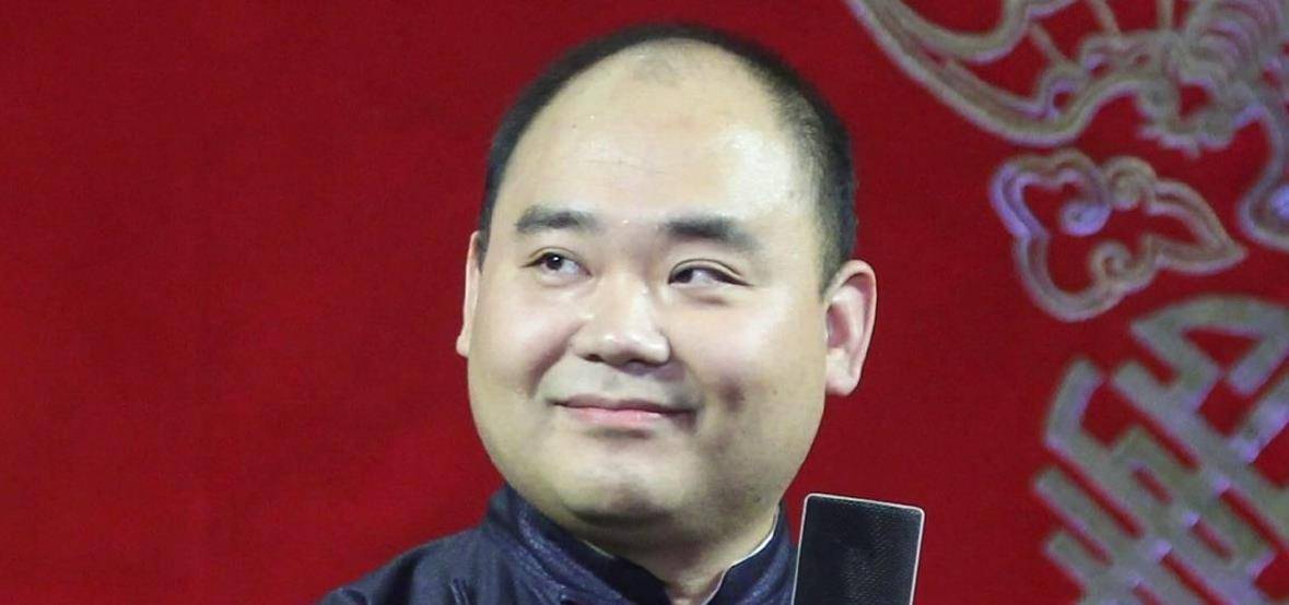 侯震最新，自然美景之旅，探尋內(nèi)心平和之地