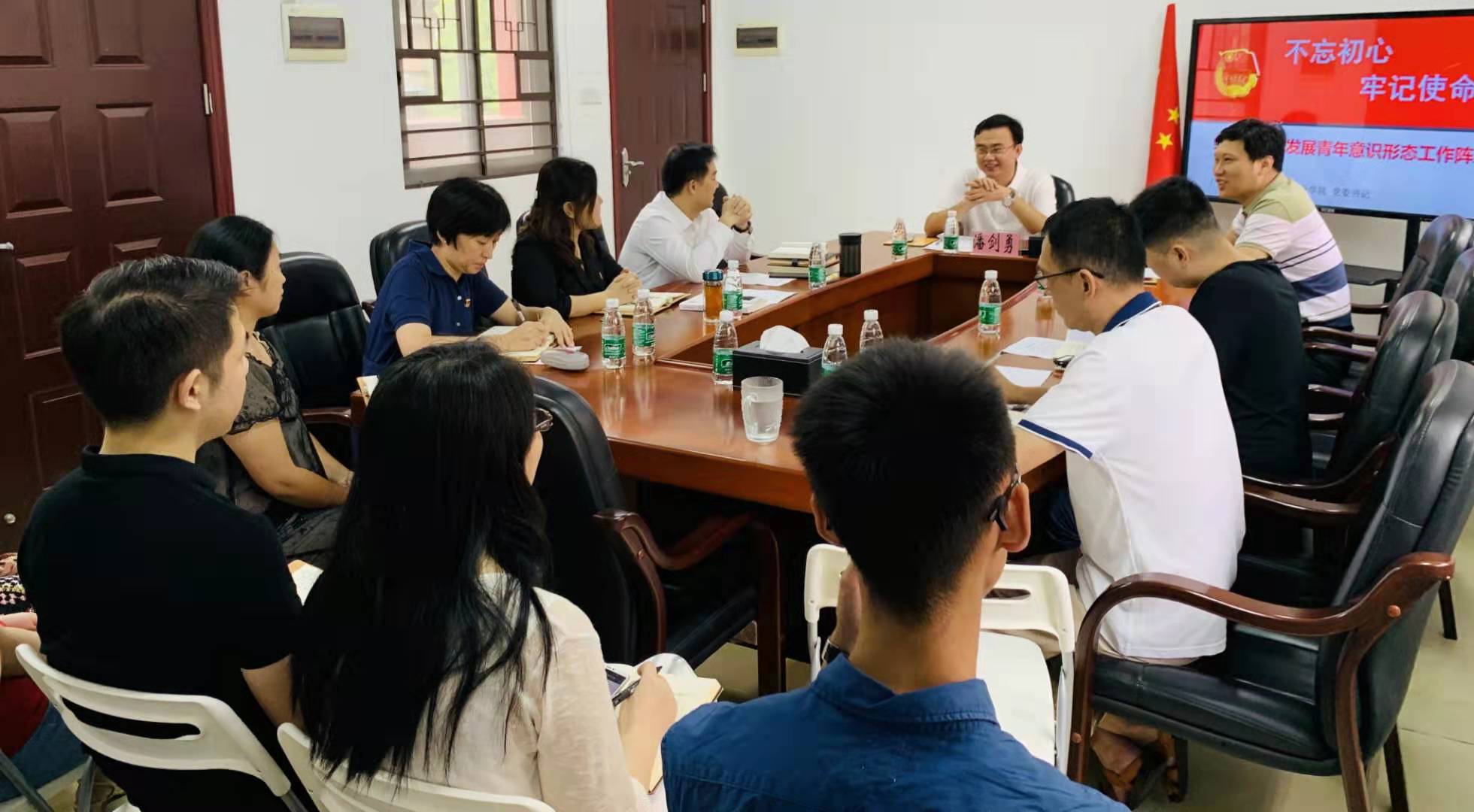 自然美景之旅，黨團(tuán)課最新與內(nèi)心的平和寧靜探尋