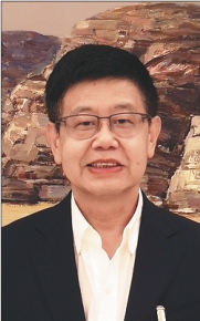 劉明忠新職務(wù)引領(lǐng)科技革新，前沿高科技產(chǎn)品新篇章體驗(yàn)