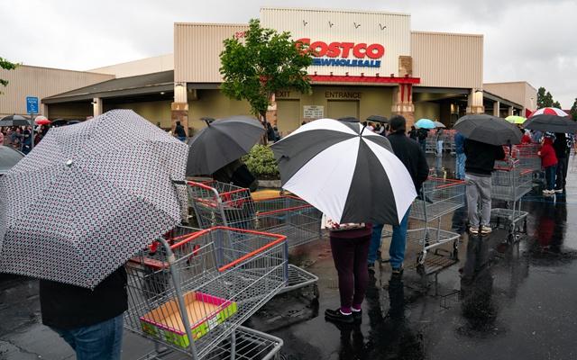 運(yùn)動(dòng)場(chǎng)館燈具 第51頁