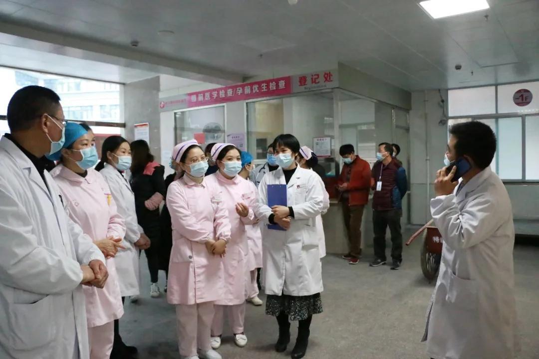 肺炎最新人員動態(tài)，變化帶來力量，學習鑄就自信與成就成就之路