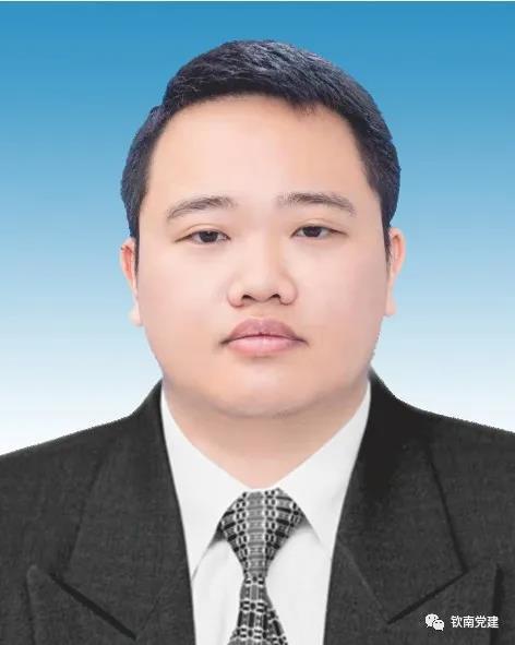 科技革新引領(lǐng)未來(lái)，最新區(qū)干部任職公示揭示智慧藍(lán)圖