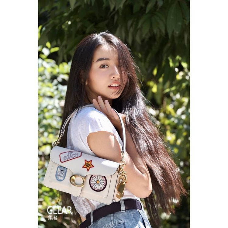 希咲彩最新番號(hào)，友情色彩的日常揭秘