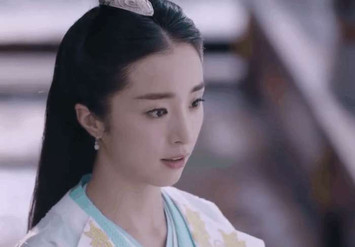 昇華的愛，時(shí)代印記下的深情厚意