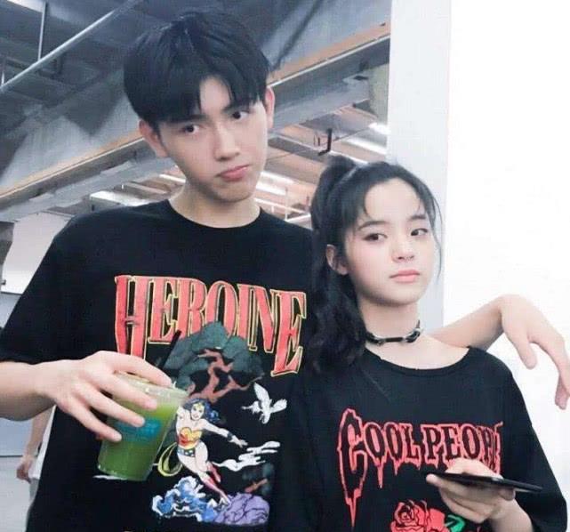 陳飛宇與歐陽(yáng)娜娜，時(shí)代之光下的新星璀璨閃耀之旅