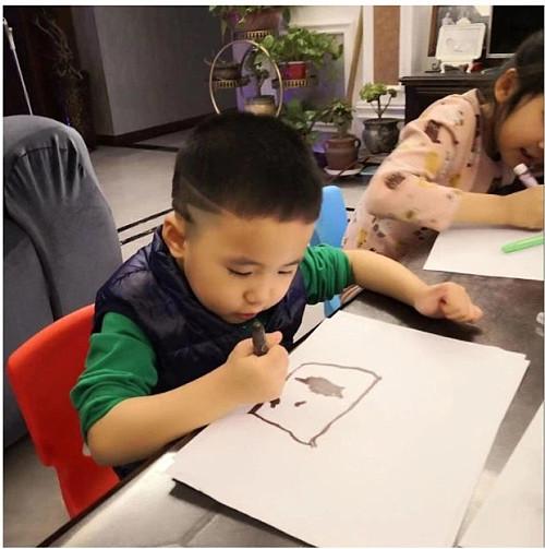 科技智能守護童年，幼兒園停課最新動態(tài)