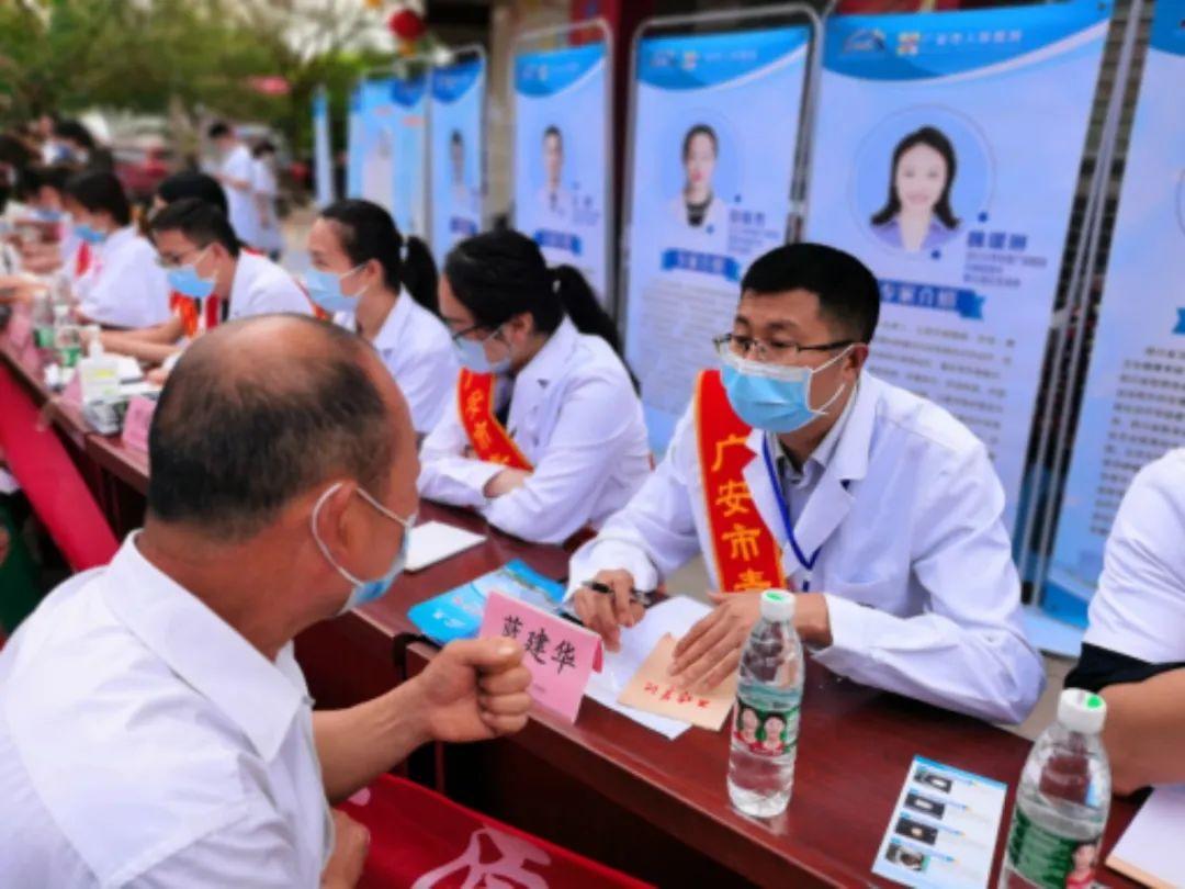 成都華西疫情最新通報(bào)，小巷深處的獨(dú)特風(fēng)味與抗疫進(jìn)展