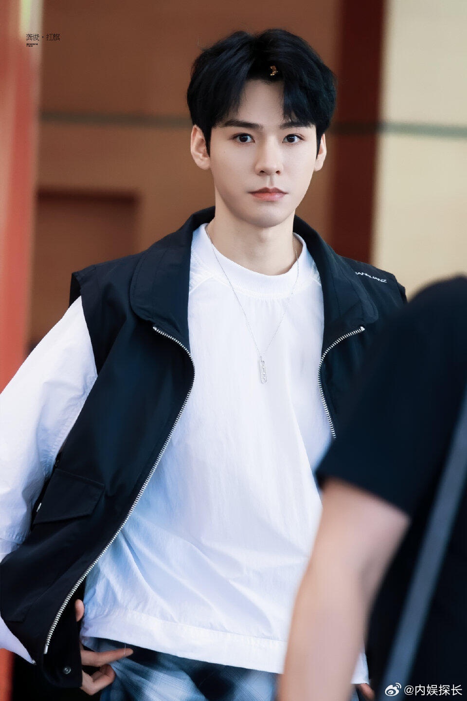 龔俊最新綜藝錄制，科技盛宴，體驗前沿生活的精彩瞬間